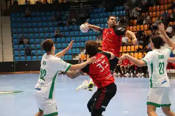 El jugador Joao Furtado durante un momento del partido.