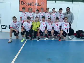 Los jugadores del Temiño en el Torneo de Navidad de Torrelavega