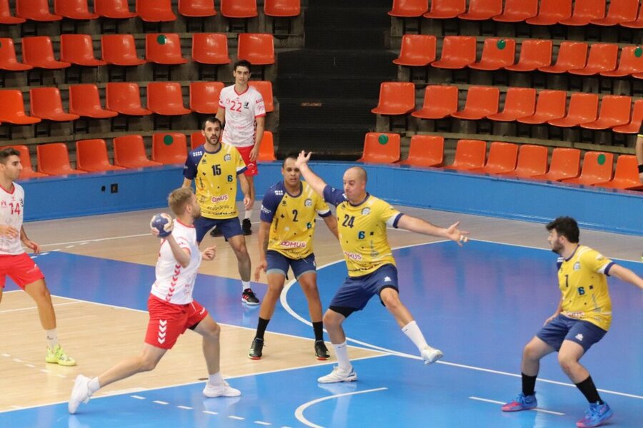 UBU San Pablo Burgos se alza con la victoria en su primer partido de pretemporada