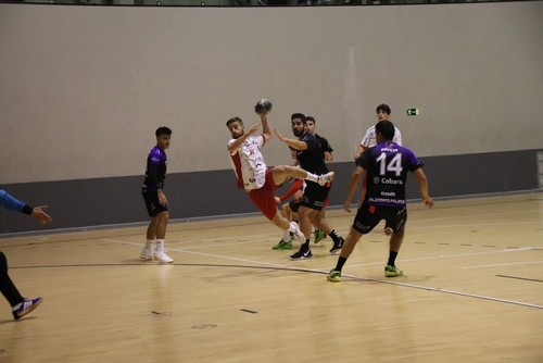 Inicio arrollador del Balonmano Burgos
