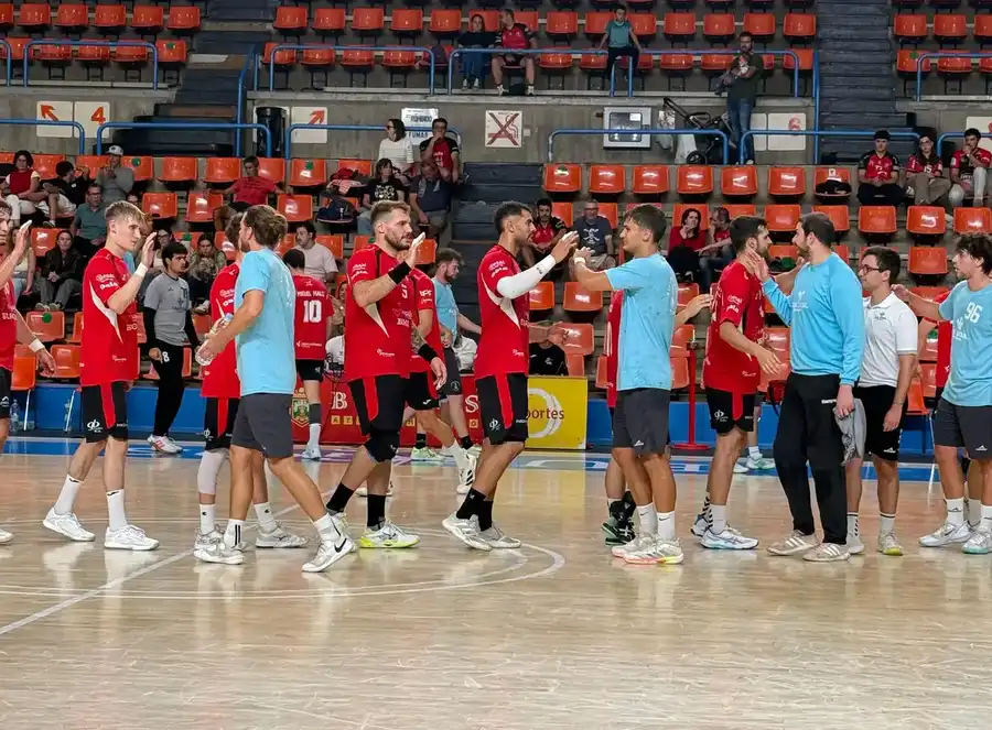 Buenas sensaciones a ritmo de liga ante el Zamora (37-27)