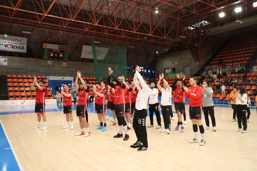 El UBU San Pablo Burgos se enfrenta a Hiros Balonmano Caserío de Ciudad Real en el Plantío