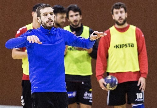 Renovación del entrenador Nacho González para la temporada 2019/20