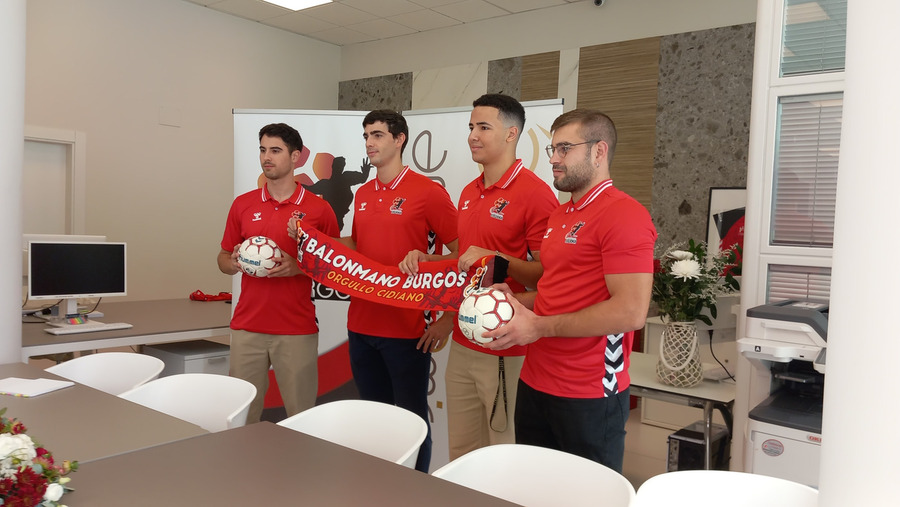 Álex Chan, Javier Espinosa, Javier Domingo y Zakaria Rabhi, presentados como jugadores del nuevo UBU San Pablo Burgos