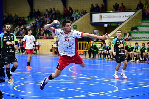 El Balonmano Burgos cumple en La Robla