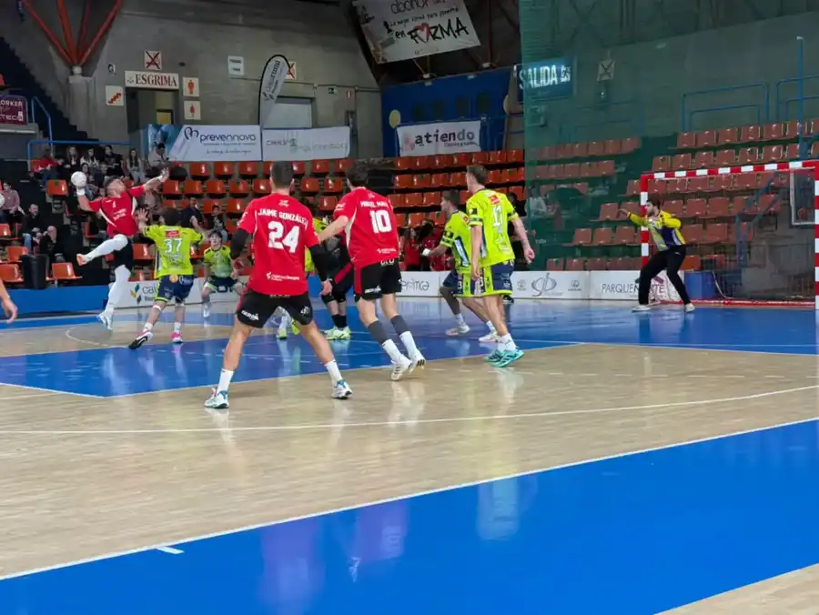 El UBU San Pablo Burgos impone su ley en El Plantío (30-24)